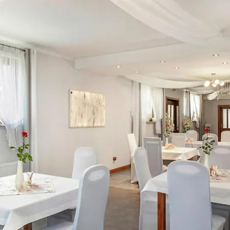 Holiday Residence, Dabrowa Hébergement de vacances