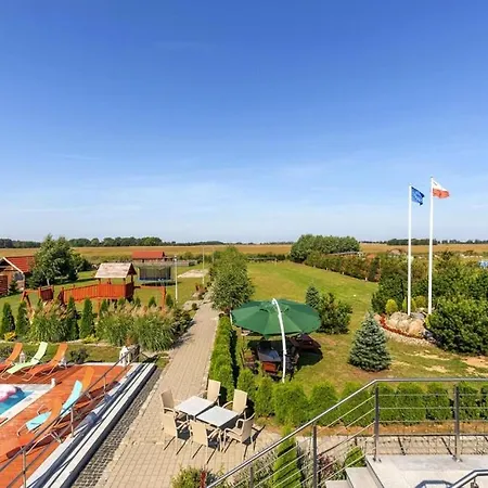 Holiday Residence, Dabrowa *